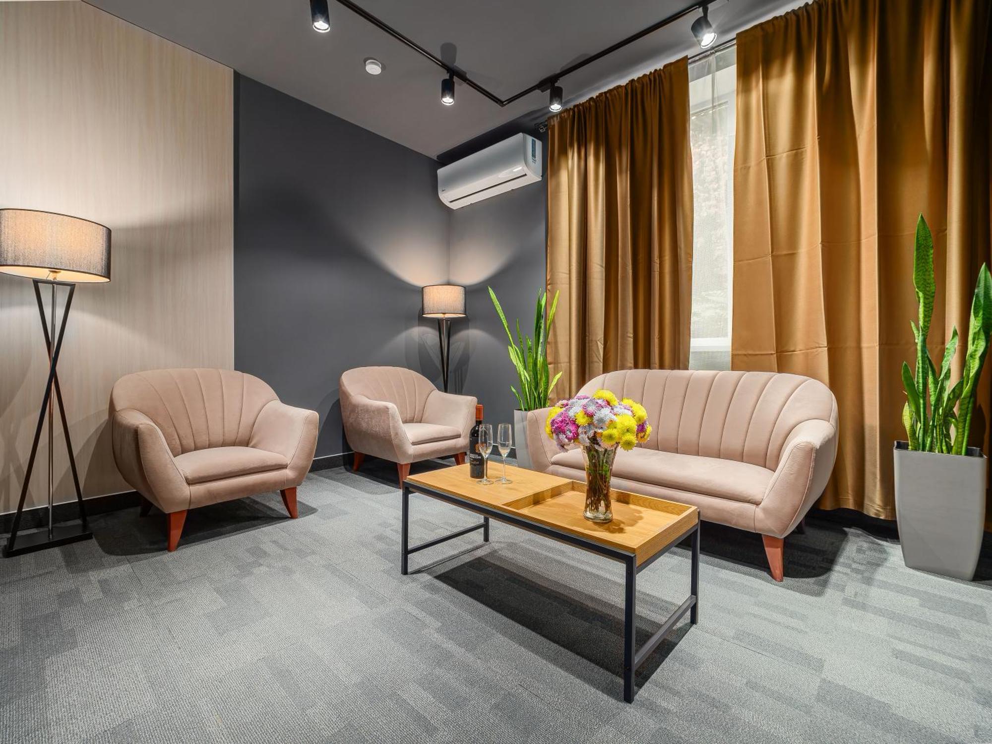 Ta Collection Hotel Chisinau Ngoại thất bức ảnh